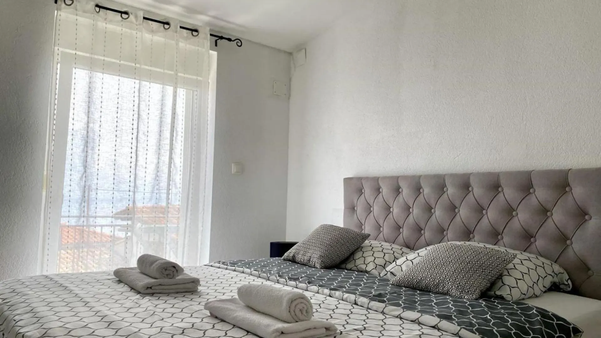 Luxury Lovran Apartments With Swimming Pool